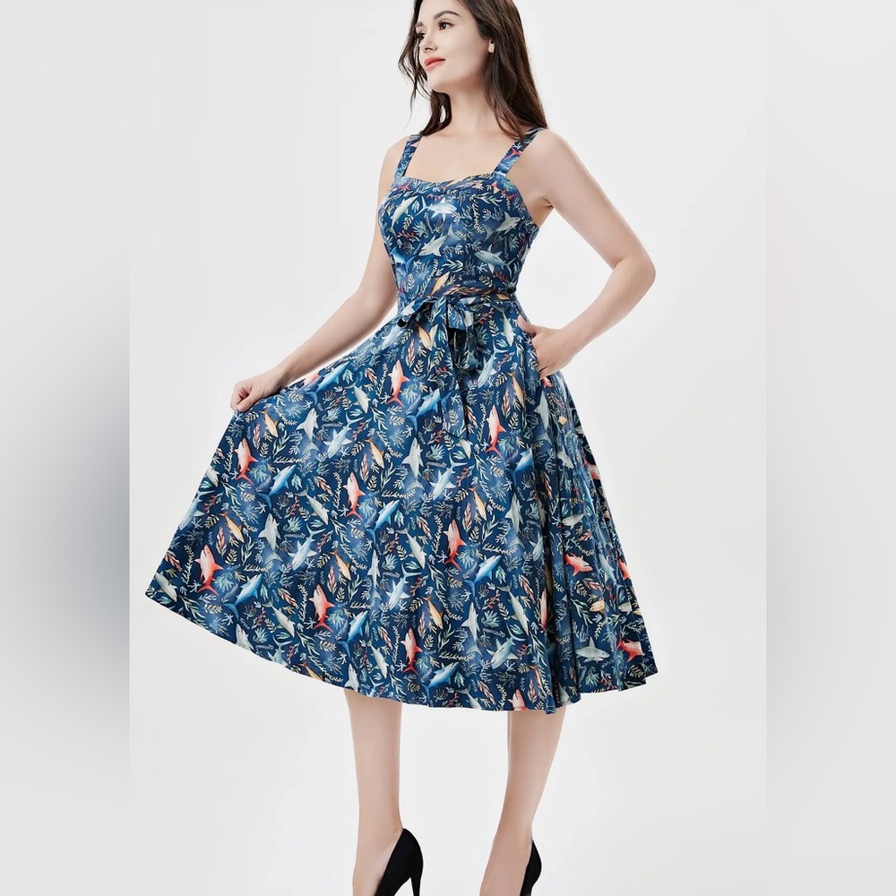 800. Miss Lulo Shark Print Midi Dress Size S P2P 15”
